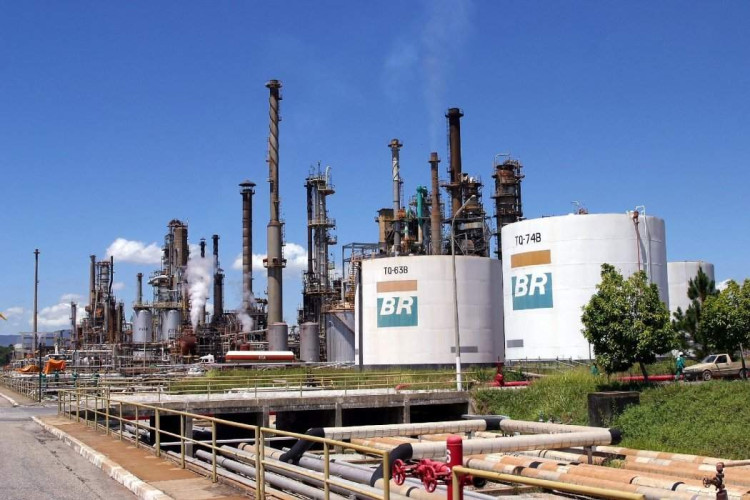 Petrobras anuncia queda de 3,5% para o preço do diesel nas refinarias